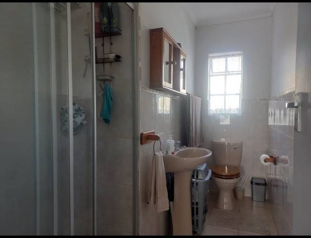 2 BEDROOM SECTIONAL TITLE TO LET IN HEIDELBERG CENTRAL